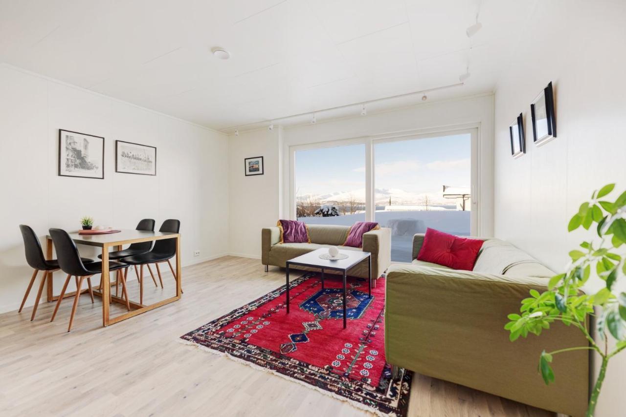 Aurora And Midnight Sun Apartment Тромсьо Екстериор снимка