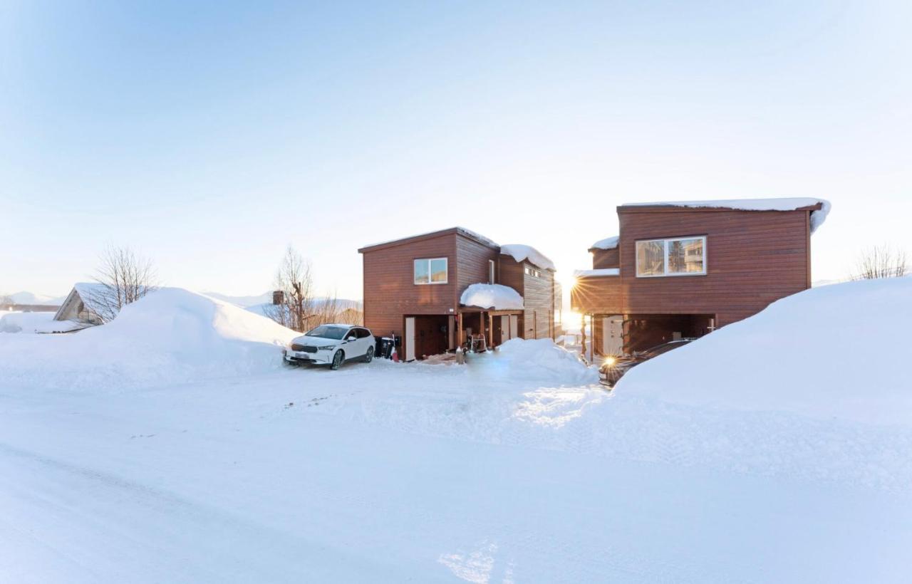 Aurora And Midnight Sun Apartment Тромсьо Екстериор снимка